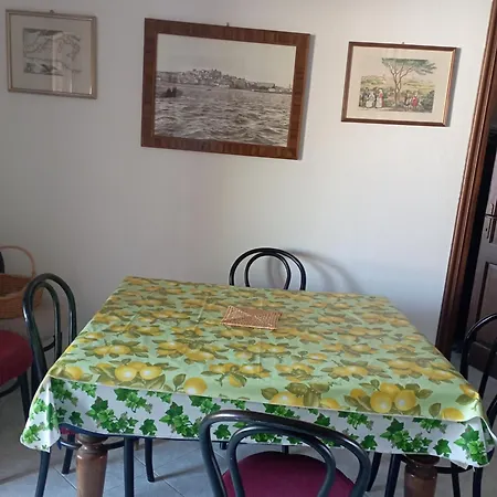 Via Lanfranco アパート *